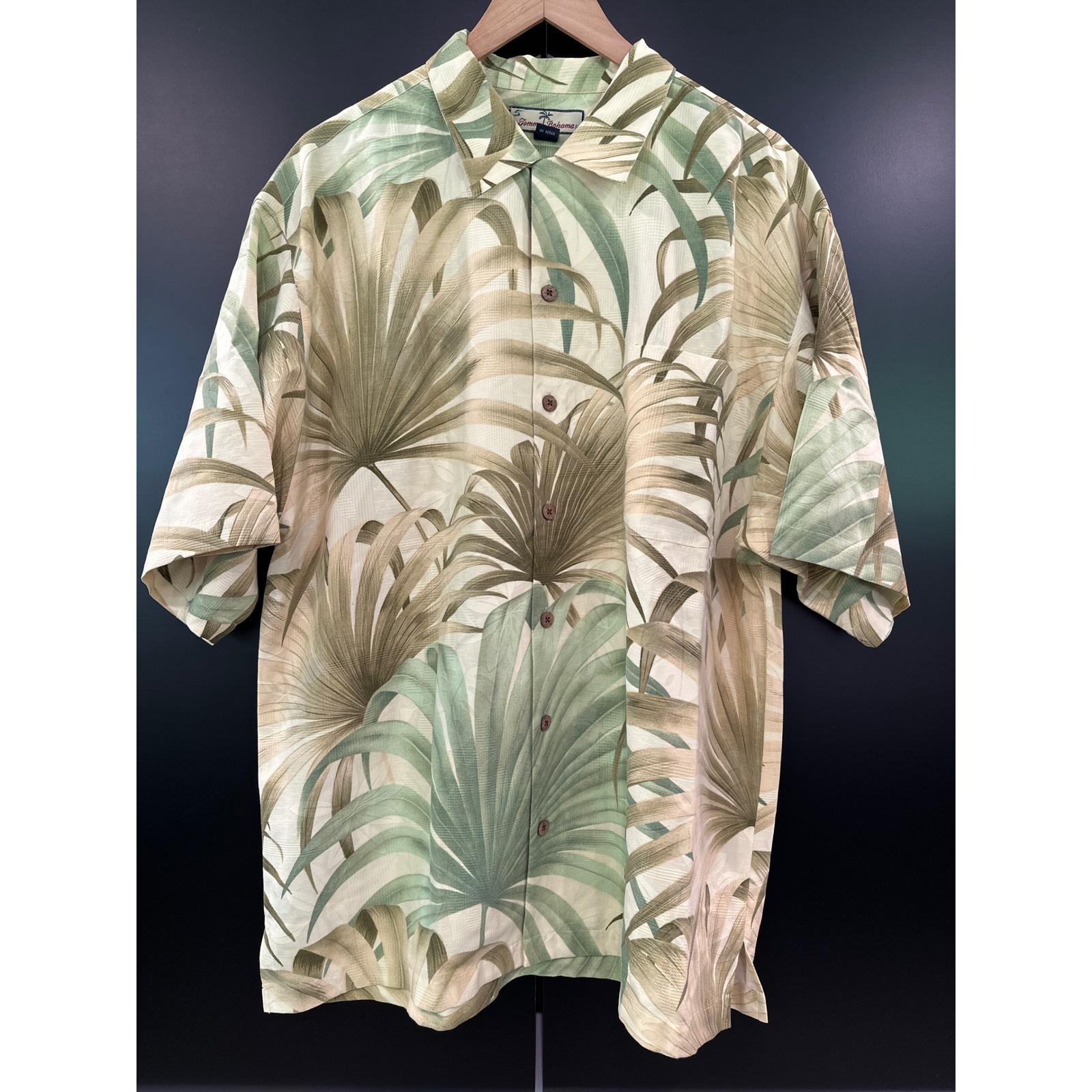 Tommy Bahama Mens Large Silk Camp Shirt Green Palm Leaf Relaxed Button Down